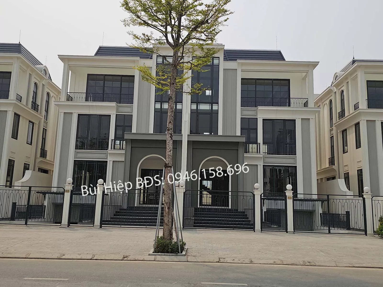 Thiết kế căn Biệt Thự Song Lập 300m2 tại Khu P Ciputra Tây Hồ ( Mặt tiền rộng 12m, đường trước nhà rộng 50m - Nguyễn Văn Huyên kéo dài )