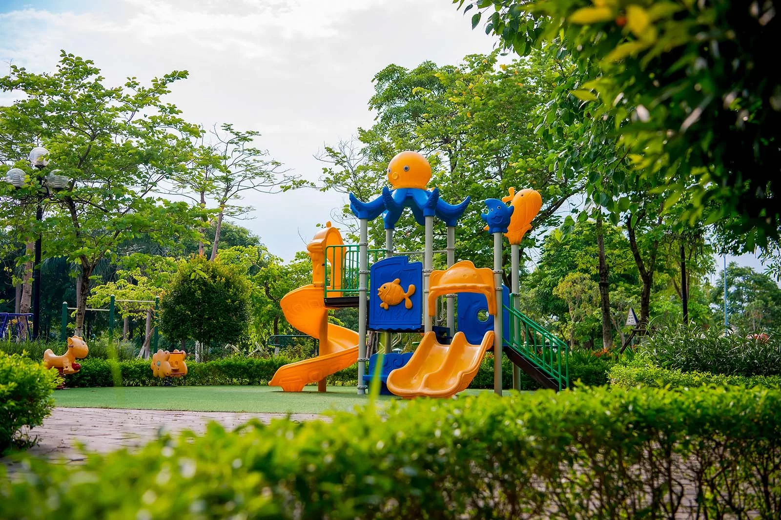Khu vui chơi dành cho trẻ em KĐT An Lạc Green Symphony