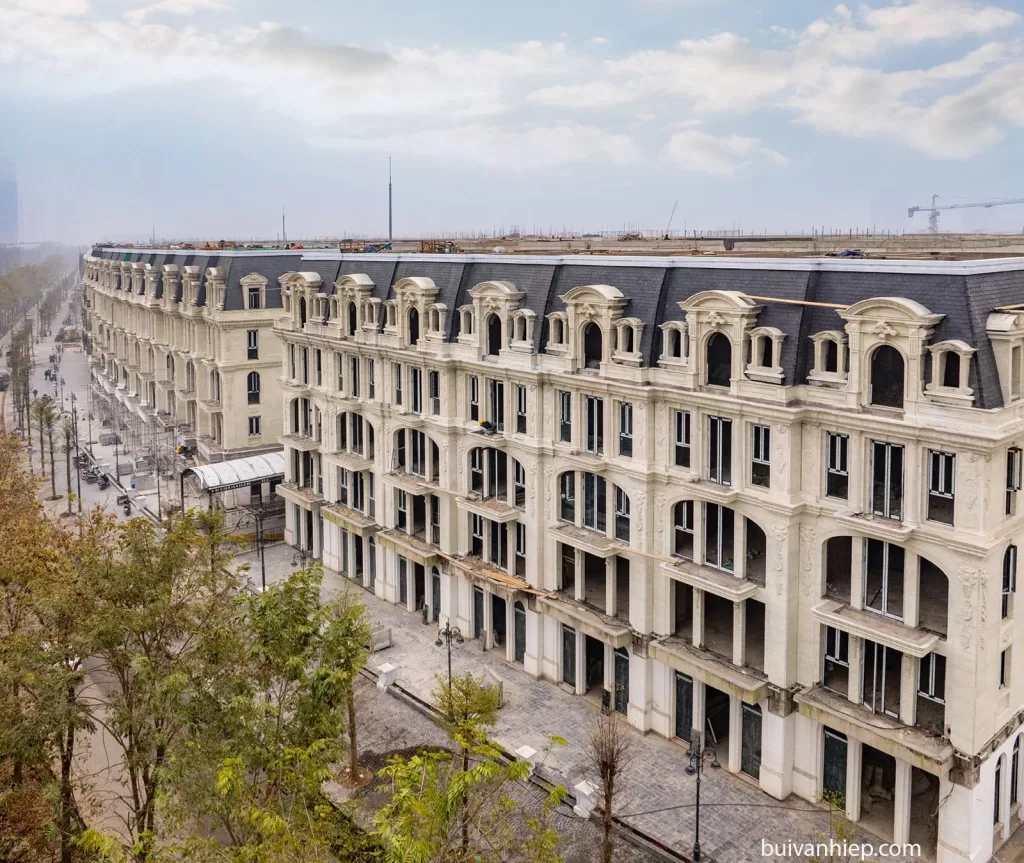 Phân Khu The Golf Mansion