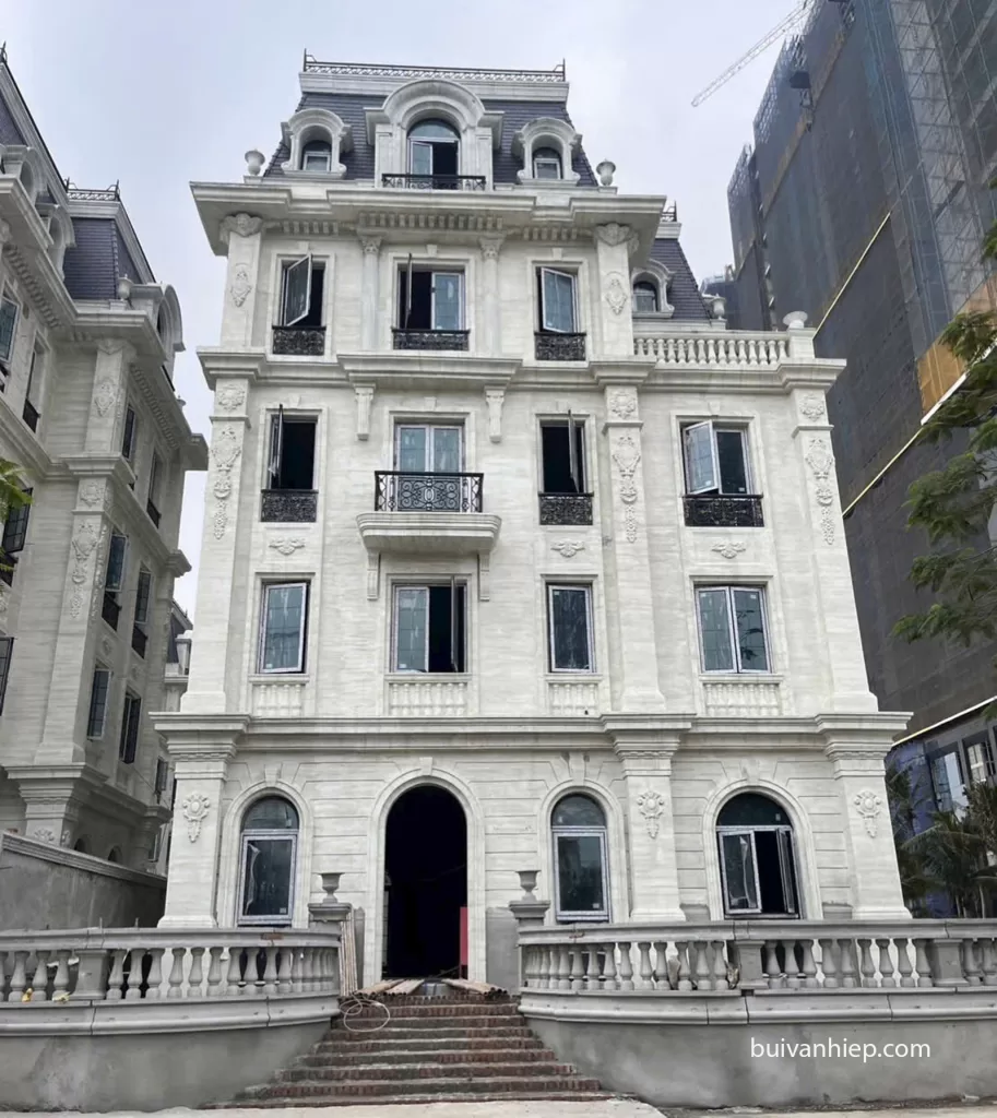 Phân Khu The River Mansion