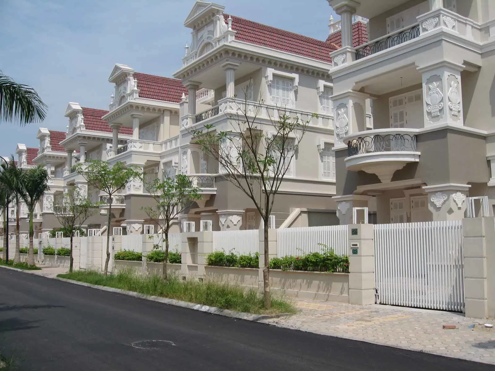 bán biệt thự Ciputra khu T và thông tin giao dịch
